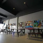 Zen Hostel Kualanamu